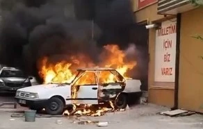 Bursa’da otomobiller alev topuna döndü