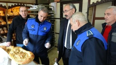 Bursa'da pideler gram gram denetlendi 