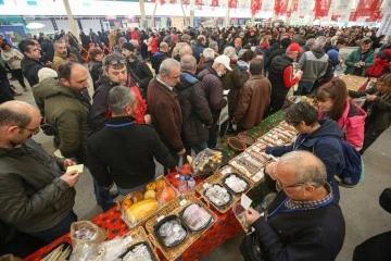 Bursa'da 'Tohum Takas' etkinliğinde 55 bin paket tohum dağıtıldı 