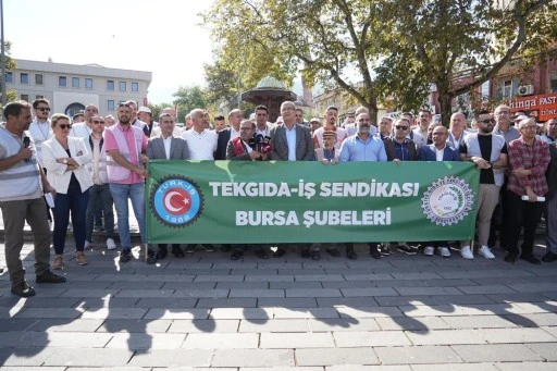 Bursa'dan sendikalı oldukları için işten çıkarılan Polonez işçilerine destek