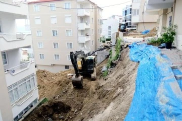 Bursa Mudanya'da ölümle burun buruna yaşayan site sakinleri 