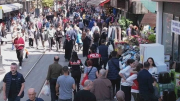 Bursa polisi bayram öncesi çarşı bölgesinde kuş uçurtmadı