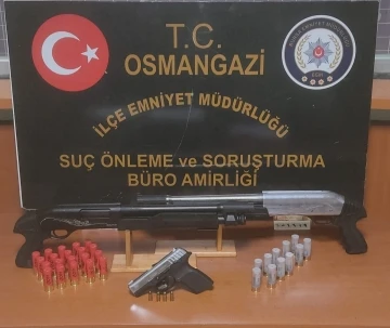 Bursa polisinden uyuşturucu tacirlerine gözaltı