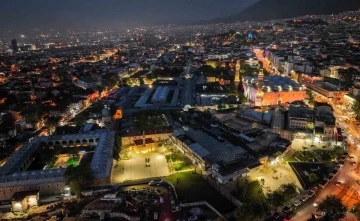 Bursa’ya hizmet sağanağı
