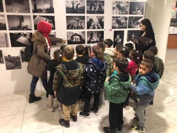 Bursa FotoFest’e öğrenci ilgisi