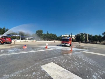 Bursalı İtfaiyecilere ileri sürüş teknikleri eğitimi