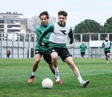 Bursaspor’da, Beyoğlu Yeni Çarşı maçı hazırlıkları başladı
