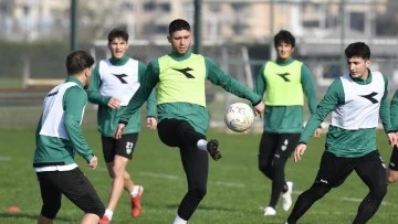 Bursaspor dar alanda çift kale maç yaptı