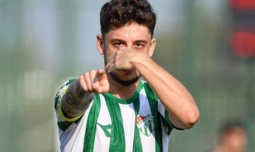 Bursaspor’un golcüsü Çağatay Yılmaz maaşında indirime gitti