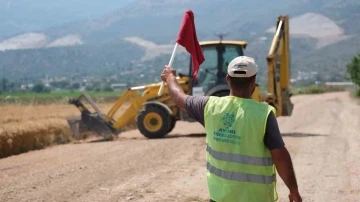 Büyükşehir Aydın’ın yollarını yenilemeye devam ediyor
