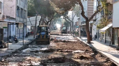 Büyükşehir, Sultanhisar’da yol çalışmalarını sürdürüyor
