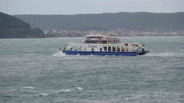 Çanakkale Boğazı çift yönlü olarak trafiğe kapatıldı
