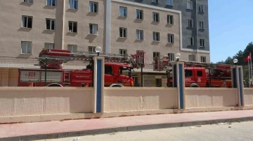 Çanakkale’de kız öğrenci yurdunda korkutan yangın
