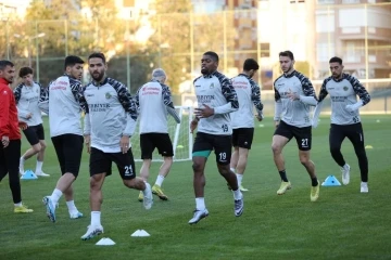 Candeias: &quot;Taraftarlarımızın hepsinin destek vermesini istiyoruz&quot;