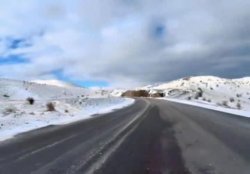 Çankırı’nın yüksek kesimlerinde kar yağışı etkili oldu
