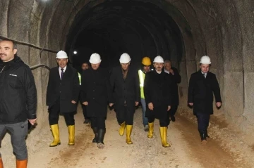 Çat Barajı Sulama Tüneli’nde sona gelindi
