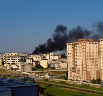 Çatı alev alev yandı, 