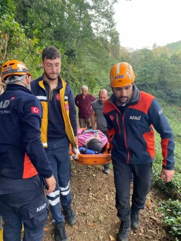 Çay bahçesinde yuvarlanarak yaralanan vatandaş kurtarıldı
