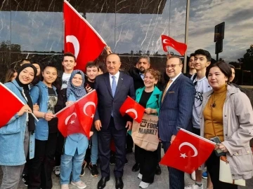 Çekya ve Portekiz’de stajlarını tamamlayan öğrenciler Kütahya’ya döndü
