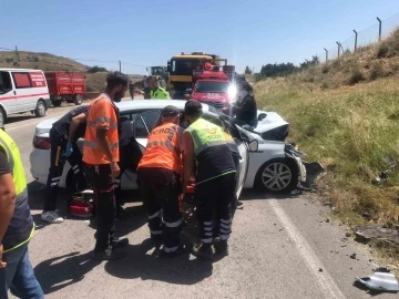 Cenazeye giderken kaza yaptılar: 1 ölü 5 yaralı
