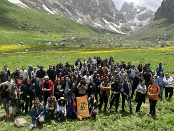 Cennet ve Cehennem Vadisi doğaseverlerin uğrak mekanı oldu
