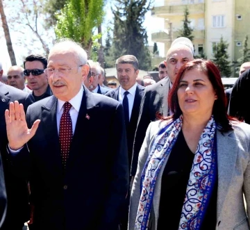 Çerçioğlu bayramı depremzedelerle geçirdi
