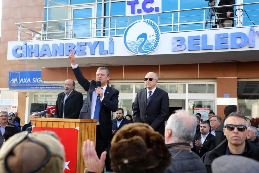 CHP Genel Başkanı Özel: 'En az emekli maaşı asgari ücret kadar olmalı!&quot;