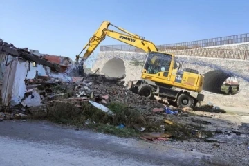 Cider yolunda kamulaştırma çalışmaları hızla devam ediyor
