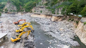 Çin’de selde ölenlerin sayısı 45’e yükseldi
