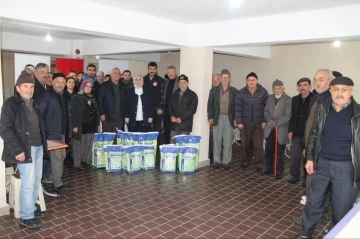 Çitçilere organik tarım için bordo bulamacı dağıtıldı
