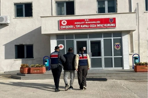 Çocuğun cinsel istismarı suçundan aranan yabancı uyruklu şahıs yakalandı
