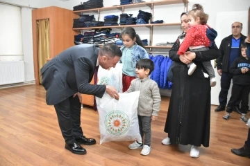 Çocukların bedeni ısındı, yüzü güldü