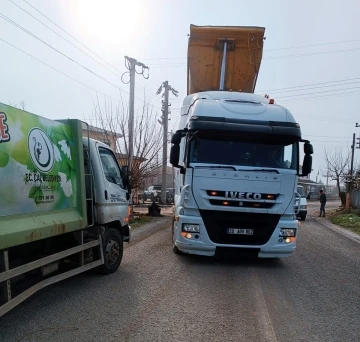 Çöp toplayan belediye çalışanı ölümden döndü
