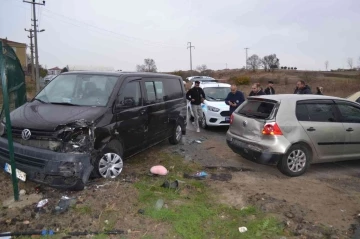 Çorlu’da sağanak yağış kazaları beraberinde getirdi: 3 yaralı
