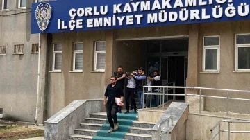 Çorlu’da tekel bayi esnafına saldıran zanlılar tutuklandı
