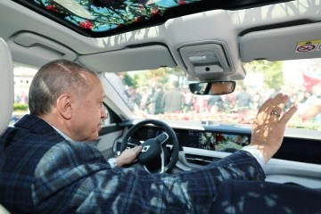 Cumhurbaşkanı Erdoğan Bursa'daki açılışa Togg ile geldi