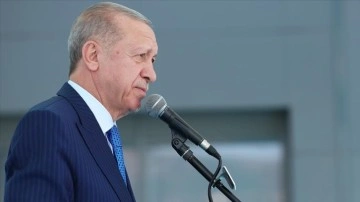 Cumhurbaşkanı Erdoğan: Ecdadın zaferlerini şeref madalyası olarak göğsümüzde iftiharla taşıyoruz