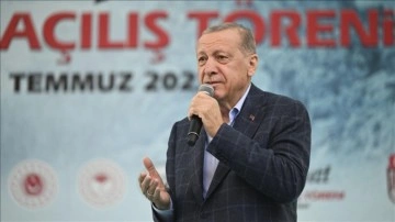 Cumhurbaşkanı Erdoğan: Emeklilerimizi enflasyona ezdirmeme sözümüzü tutuyoruz