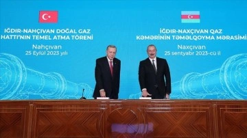 Cumhurbaşkanı Erdoğan ile Aliyev, Iğdır-Nahçıvan Doğal Gaz Boru Hattı'nın temelini attı