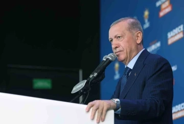 Cumhurbaşkanı Erdoğan: &quot;Depreme hazırlık için kullanılması gereken kaynaklar bavul bavul dolar oldu&quot;
