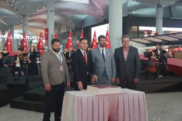 Cumhuriyet Bayramı İstanbul Havalimanı’nda renkli gösterilerle kutlandı
