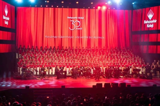 Cumhuriyet gençlerinden Cumhuriyet’in 101’inci yılına yakışır konser
