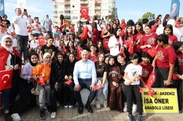 Cumhuriyetin 100. yılı Akdeniz’de coşkuyla kutlandı
