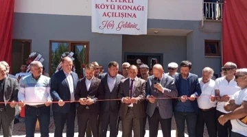 Demirözü’nde köy konağı açıldı
