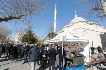 Denizli Büyükşehirden depremde hayatını kaybedenler için lokma hayrı
