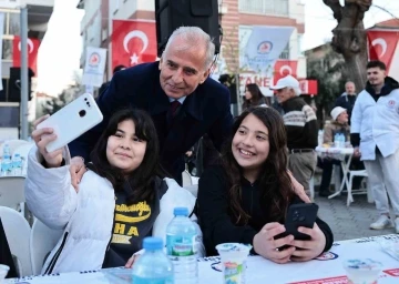 Denizli Büyükşehrin iftar sofrası Akkonak’ta kuruldu
