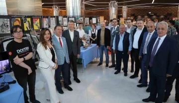 Denizli OSB Teknik Koleji gala gecesi renkli görüntülere sahne oldu
