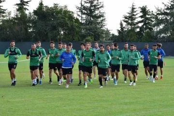 Denizlispor 3 eksikle Ankara’ya gitti
