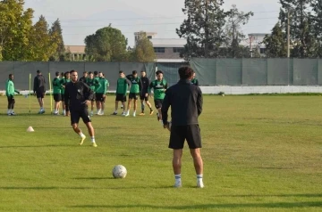 Denizlispor galibiyet serisi yakalamak için çalışmalarına hız verdi
