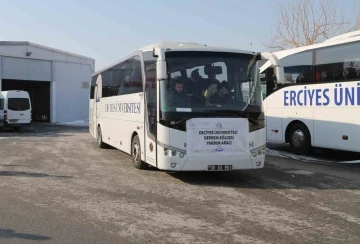 Deprem bölgesine ERÜ’den sağlık ekibi gönderilmeye devam ediyor
